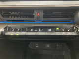 オートエアコンは温度を設定するだけで、自動で風量などを設定してくれます。運転しながら操作も必要ないので、安全性も向上します。