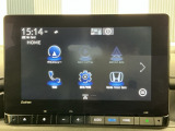 純正スマートナビ付きです!ホンダコネクト対応、CD・DVD再生、ミュージックサーバー、フルセグTV視聴、Bluetooth・ミュージックプレーヤー接続可能です!