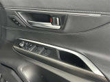 運転席のパワーシートはメモリー機能付き