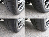 タイヤは残り山こそありますが経年劣化しておりますので納車前に新品交換してお渡し致します。