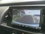 バックカメラを装備しております。駐車時に大変役立ちますよ♪運転が苦手な方の味方になってくれます。