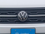 VOLKSWAGENのフロントエンブレムです。