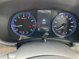 視認性の高いメーターで運転情報を的確に把握できます!