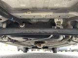 【下回り】目立つ錆や腐食もなくきれいな状態です!もちろん納車前には法定点検を実施致します!//