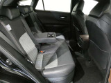 ゆとりある広々とした車内空間は、ドライブを始め買い物やレジャーなど、幅広く活躍します。一人でもみんなとでもお出かけを楽しみましょう!