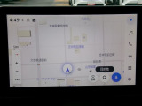DCM(専用通信機)を装備したコネクティッドナビです。なお無償でのご利用期間は限定(令和9年9月まで)されています。詳しくは営業スタッフにお問い合わせください。