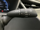 操作しやすい位置に配置されたウインカーレバー。直感的に操作でき、安全運転をサポートします。
