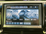 使いやすいインターフェースで、快適なドライブをサポートします。目的地設定や音楽選択もスムーズに行えます。