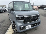 弊社はホンダディーラーです。中古車も販売しておりますが新車も力を入れております!各種試乗車も取り揃えお客様のご要望にあった車種をご提案させて頂きます。人気車を是非店頭で体感して下さい!