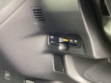 ビルトインタイプの【ETC】で見た目もスッキリ。高速道路の利用にとても便利です。