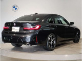BMWのお車は、&ldquo;駆け抜ける歓び&rdquo;を体現しております。走行の安定性とコーナリングの良さを追求し、思い通りにハンドルの操作可能です。