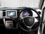 運転席に座ると☆こんな感じです♪