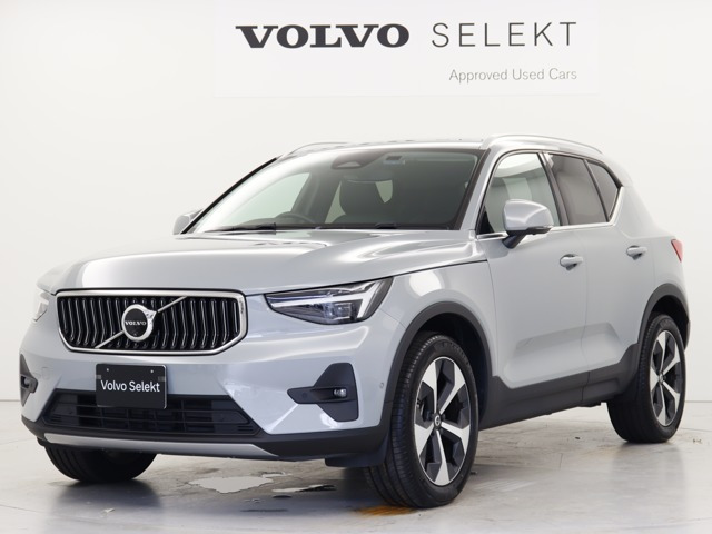 XC40 ウルトラ B4 AWD 4WD