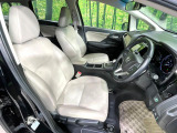 運転席シート廻りは使用感も少なく、良好な状態となっています。丁寧に使われていたことがよくわかりますね。