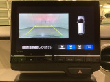 バックでの車庫入れも安心です! リアカメラが付いているバックモニター付のナビを装備しております。バンパーについているソナーや、操作線もついており距離感も画面から確認できます。
