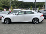 トヨタ車に限らず、全車種にロングラン保証が付いております。走行距離無制限なので、安心しておのり頂けます。