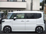 両側電動スライドドアになります☆
