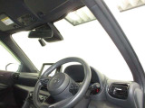 見通しのよいすっきりとした視界で、誰でも運転しやすいです。運転のしやすさは疲れにくさにも繋がりますよ♪