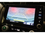 バックカメラが装備されており、後方の安全確認はもちろんのこと狭い場所での駐車や雨の日・夜間など視界の悪いコンディションでのストレスの軽減にもなります!