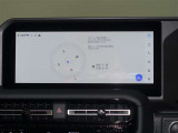 ディスプレイオーディオを装備。スマホとクルマをつなぐことで、これまでのナビに加えて、いろんなサービスが楽しめます。
