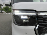 明るいLEDヘッドライトで、夜道も安心して運転して頂けます。