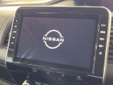 【純正10型ナビ】インテリアに溶け込むスタイリッシュな「専用設計」メーカーナビを装備♪視認性や操作性など基本性能にも優れ、より上質なカーライフをお楽しみいただけます。