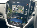 【マルチテレインモニター】車のフロントやサイドのカメラ画像を同時にモニター表示することで、悪路や狭い道を走行時でも周囲の状況確認ができ安心!本格SUVにうれしい装備です♪