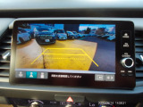 画質もキレイなバックカメラ、車庫入れが苦手な方も運転が好きになるはず。