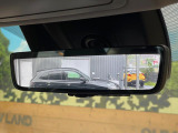 【デジタルインナーミラー】後席の大きな荷物や同乗者で後方が確認しづらい時でも安心!カメラが撮影した車両後方の映像をルームミラー内に表示。クリアな視界で状況の確認が可能です!
