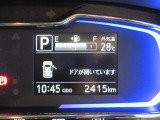 たとえばダイハツのお店にある、たくさんのスマアシ搭載車は、正常に作動する事をしっかり確認します。