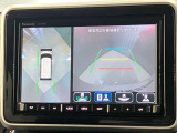 車を上から見下ろしているかのような映像で周囲の状況がひと目で確認、狭い駐車場に駐車するときも安心です♪