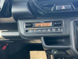 オートエアコン付きで車内も快適!