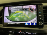 バックモニター付きで、車庫入れやバック時の後方確認をサポート。
