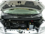 ◆エンジンルーム◆車の心臓部分のエンジンルームが汚いとトラブルの基になります。当店は専用の液剤を使って徹底的に綺麗にします。
