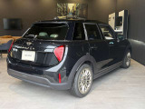 かわいいテールのデザインはほかの車にはない魅力があります。ひと目で&ldquo;MINI&rdquo;とわかるデザインです。