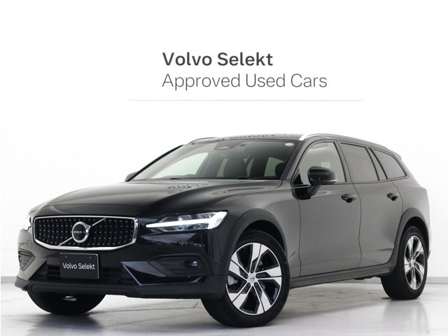 V60クロスカントリー プラス B5 AWD 4WD 