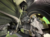 お車を安心してお乗りいただく為には、足回りの定期点検が欠かせません。サービスサポート(有償保証)では無料点検もご提供しており、安心のカーライフをお過ごしいただけるサポート体制が整っています。