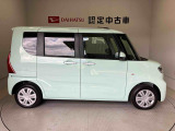 車両右側面からの写真になります。車をご覧になりたい時はお気軽に最寄りの店舗へご相談下さい。
