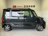 車両右側面からの写真になります。車をご覧になりたい時はお気軽に最寄りの店舗へご相談下さい。