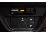 ETC車載器付きです。高速道路の料金所はキャッシュレスで通過です。(ご利用には別途セットアップ料金が必要です)