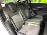 高品質なオリジナルフロアマットもオプションにてご用意しております。お好きなデザインやカラーをお車に合わせて選んでいただくことができます♪
