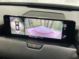 【360&deg;ビューモニター】専用のカメラにより、上から見下ろしたような視点で360度クルマの周囲を確認することができます☆縦列駐車や幅寄せ時に活躍してくれます♪