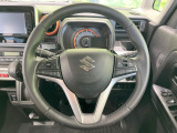 【純正革巻きステアリング】上質な革を使用することで、手にしっかり馴染みとても運転しやすいハンドルです♪