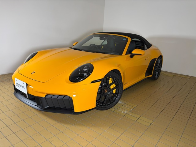 911カブリオレ カレラ4 GTS PDK 4WD
