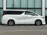 店舗にて現車の確認もいただけますので、お電話で在庫のご確認の上是非ご来店くださいませ。