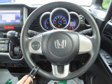 握りやすい大きなハンドルで運転しやすいです♪