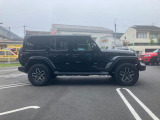 台形のホイールアーチもJeepの特徴です。