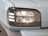 LEDヘッドライトです。