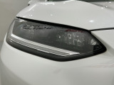 LEDヘッドライトは、点灯の瞬間から最大光量を発揮し、突然暗くなるトンネルなどでの安定感を高めます。