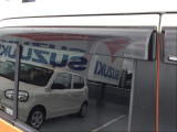 ご遠方のお客様には専門業者を介した陸送納車サービスがございます【※有料】。 お住まい・お届けご希望ご希望の地域をご連絡頂ければ輸送費用のお見積りと輸送期間の目安をご案内させていただきます。